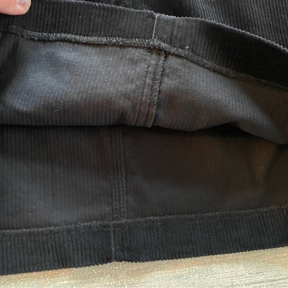 Black Corduroy Pencil Skirt with Pockets size 8 - Picture 7 of 10